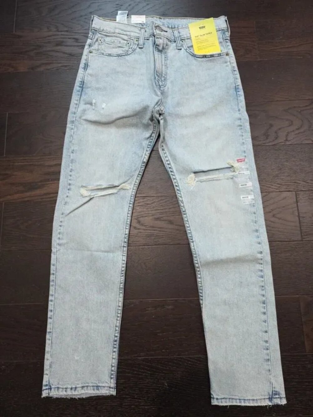 New with Tags Men's 32 x 30 Slim Taper 512 Levi's Blue Jeans ripped knees